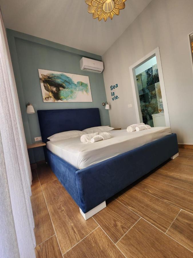 Memories Apartments Sarandë Eksteriør billede