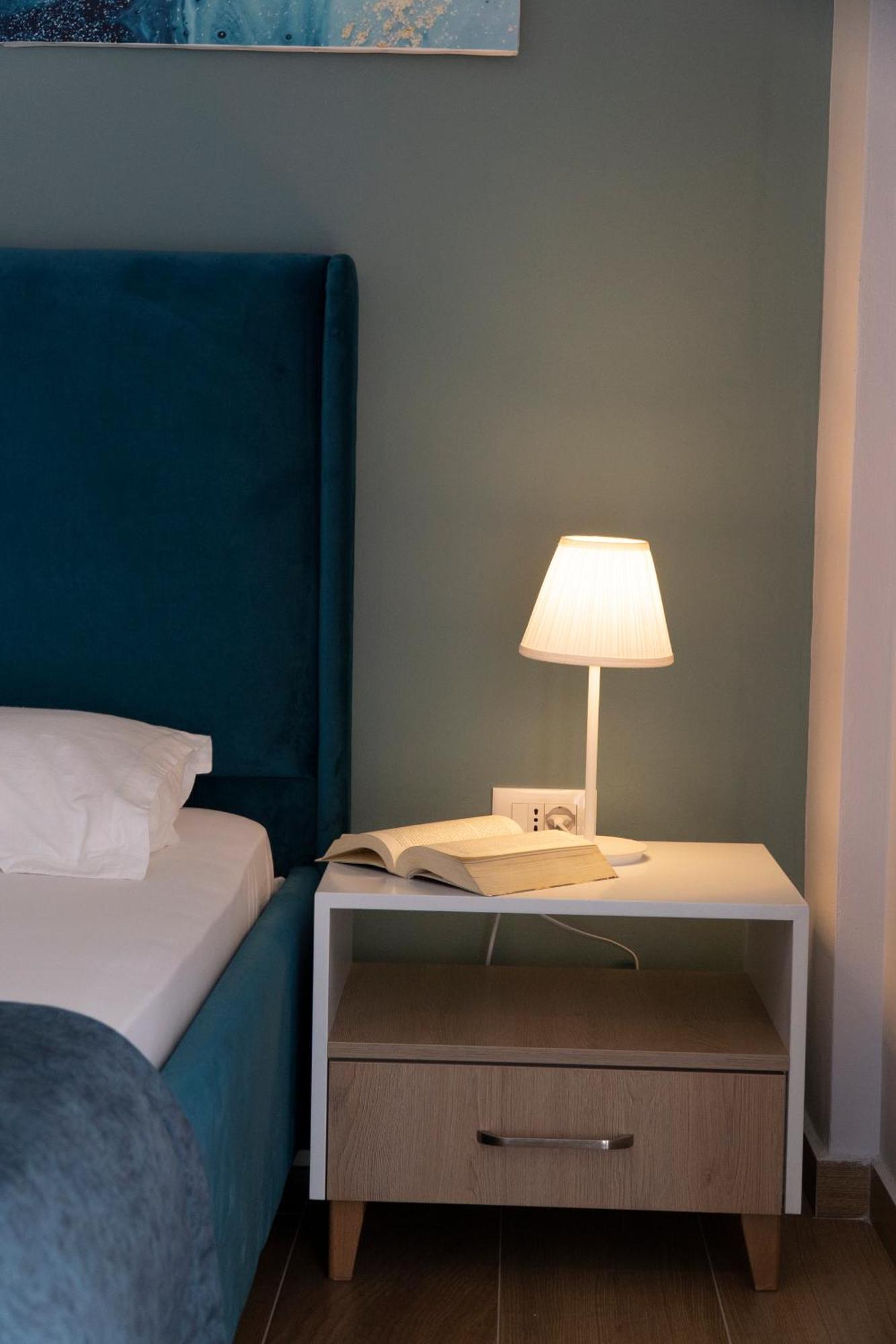 Memories Apartments Sarandë Eksteriør billede