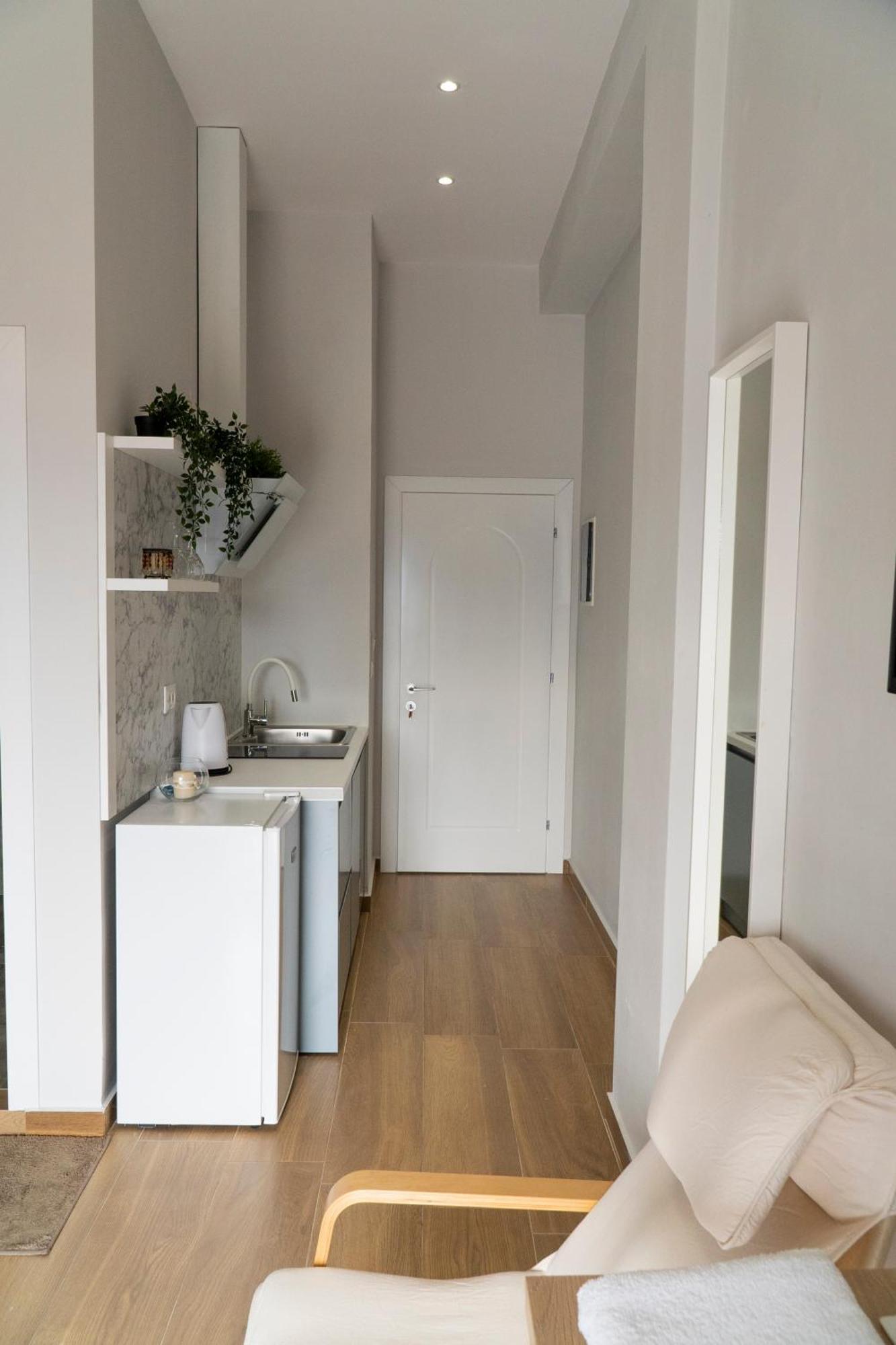 Memories Apartments Sarandë Eksteriør billede