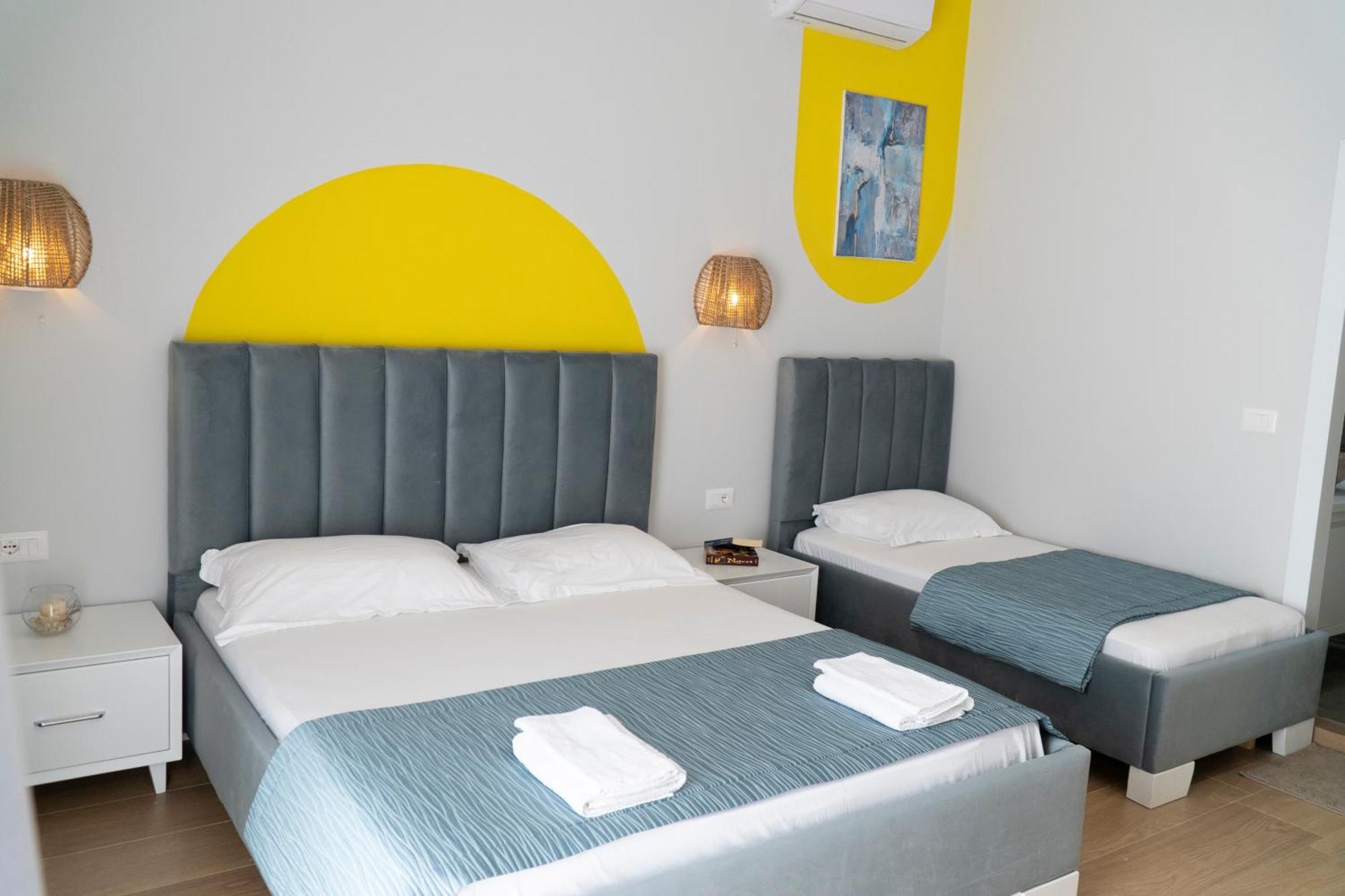 Memories Apartments Sarandë Eksteriør billede